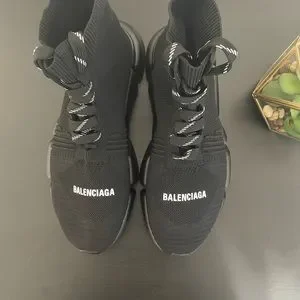 Balenciaga Speed 2.0 Lace-up Trainers Size 9.5 Size 9 - Balenciaga Speed 2.0 Lace Up Sneaker Beige W | eBay main image 3